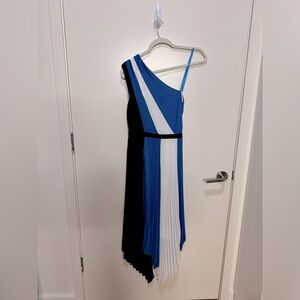 BCBGMaxAzria Blue/Black Asymmetrical One Shoulder Dress in Size 4
